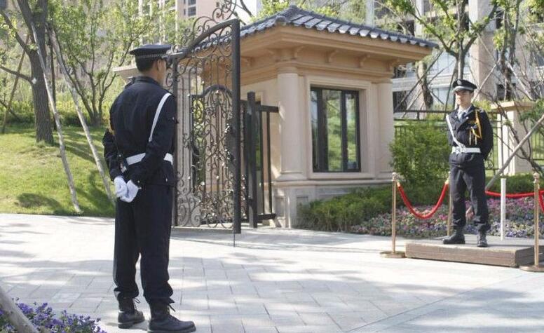 保安人員如何做好服務工作？