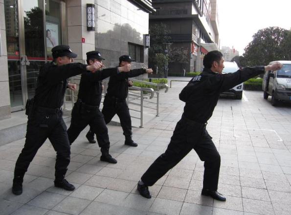 襄陽戎安保安公司給您介紹下保安人員的上崗證辦理流程！