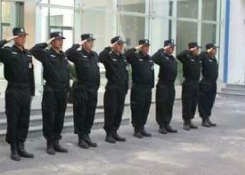 快來了解下保安人員在上崗前和在崗時的一些培訓內容吧！